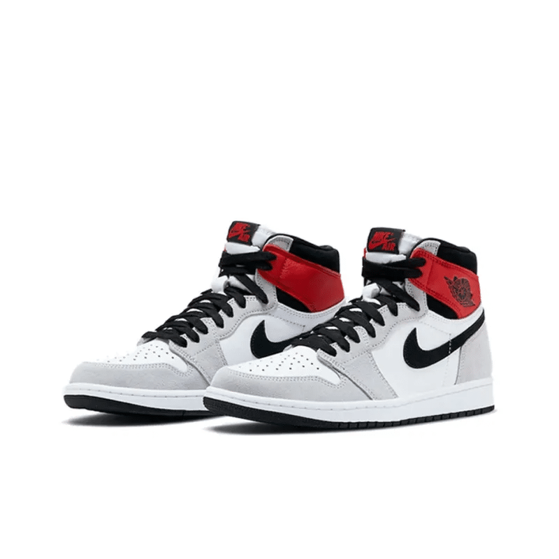 Air Jordan 1 Retro High OG ‘Smoke Grey’ 555088-126