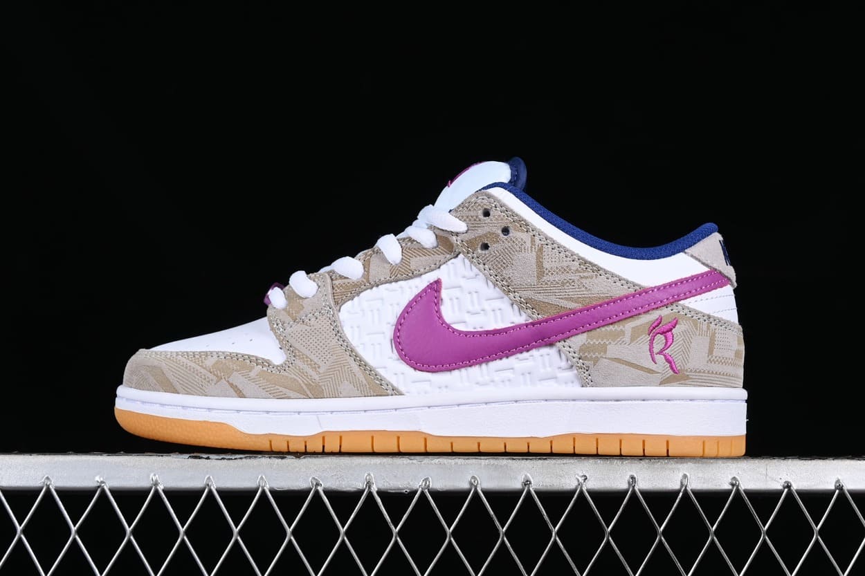 SB Dunk Low Rayssa Leal PR-603094