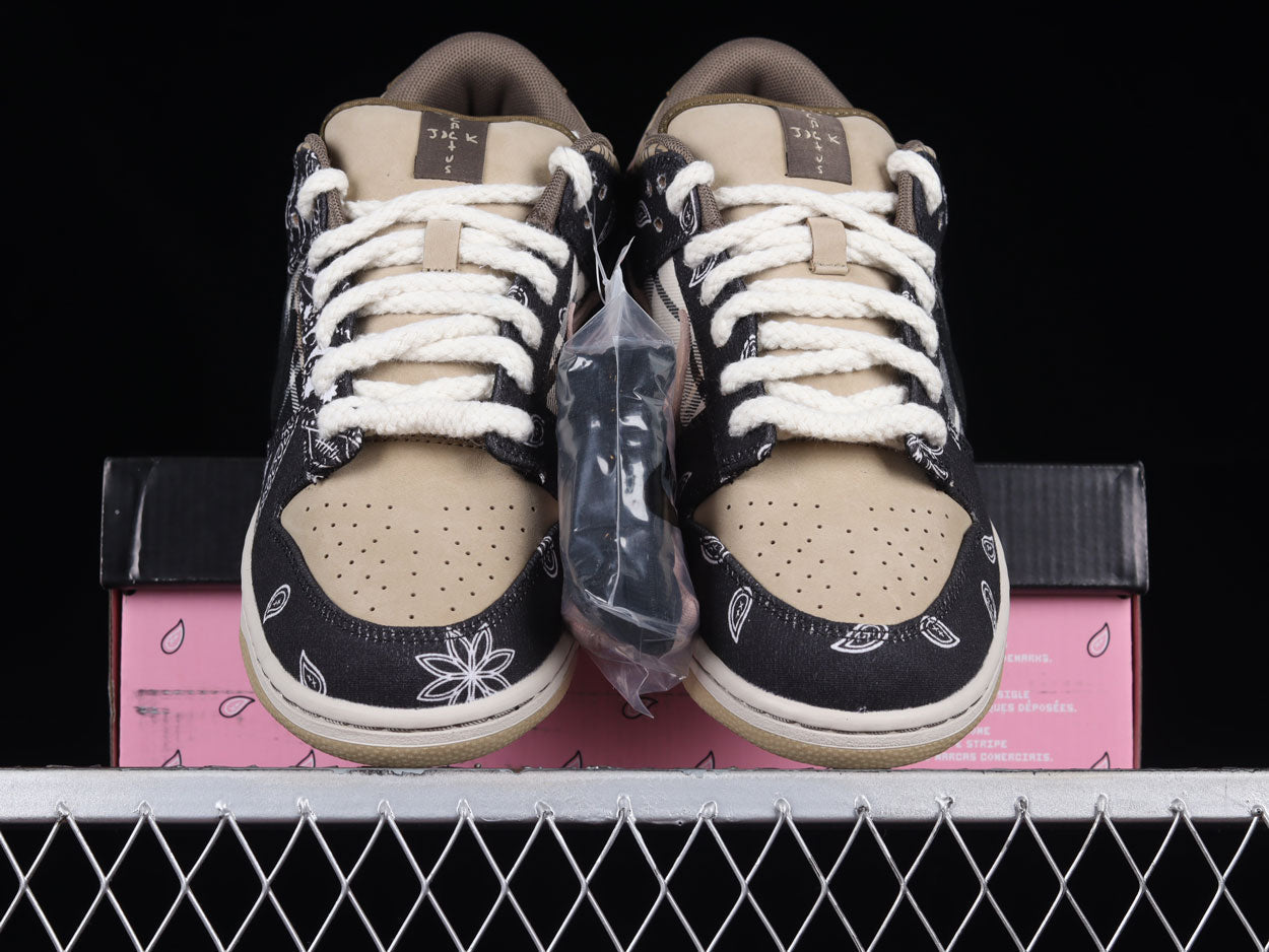 SB Dunk Low Travis Scott PR-757090