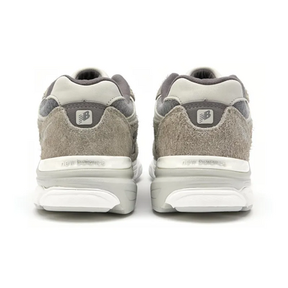 New Balance 990v3 Miusa Levi’s Elephant Skin M990lv3